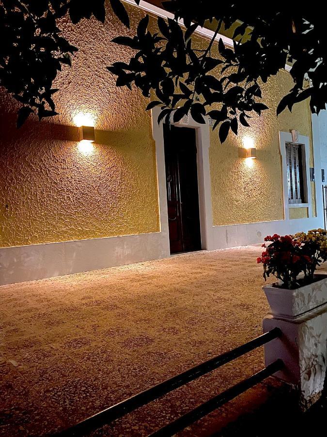 מונטלבאנו Villa Ricciardi-Suite Famigliare 1-Zona Ostuni מראה חיצוני תמונה